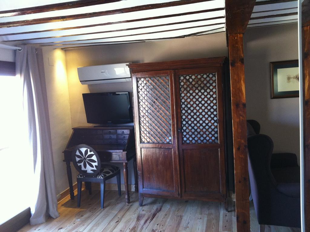 Los Ojos De La Mora Apartamentos Boutique Куенка Екстериор снимка